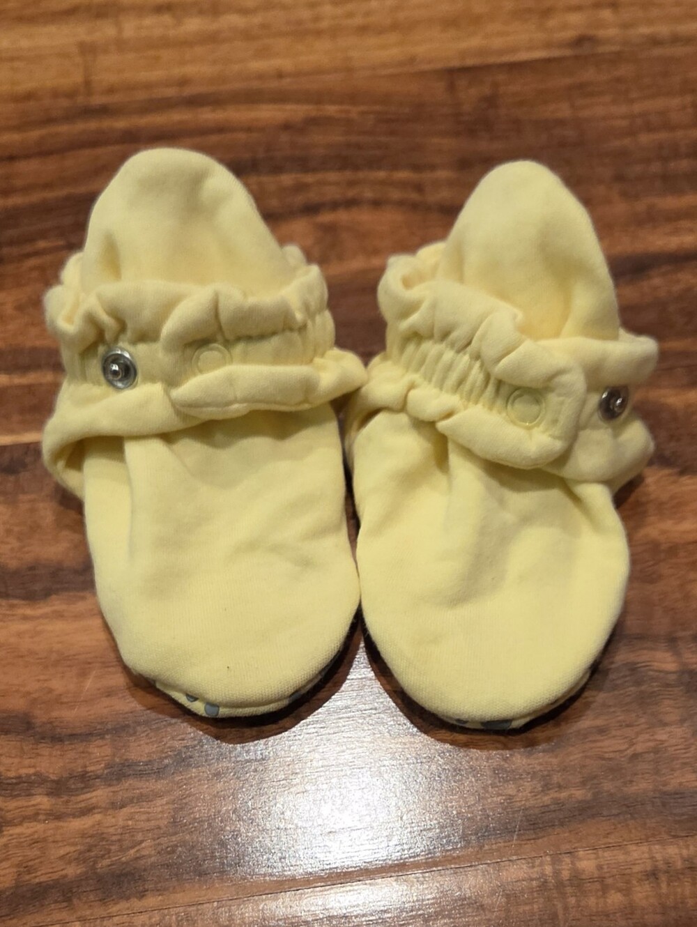 Zutano EUC 18 Months Yellow Cotton Booties
